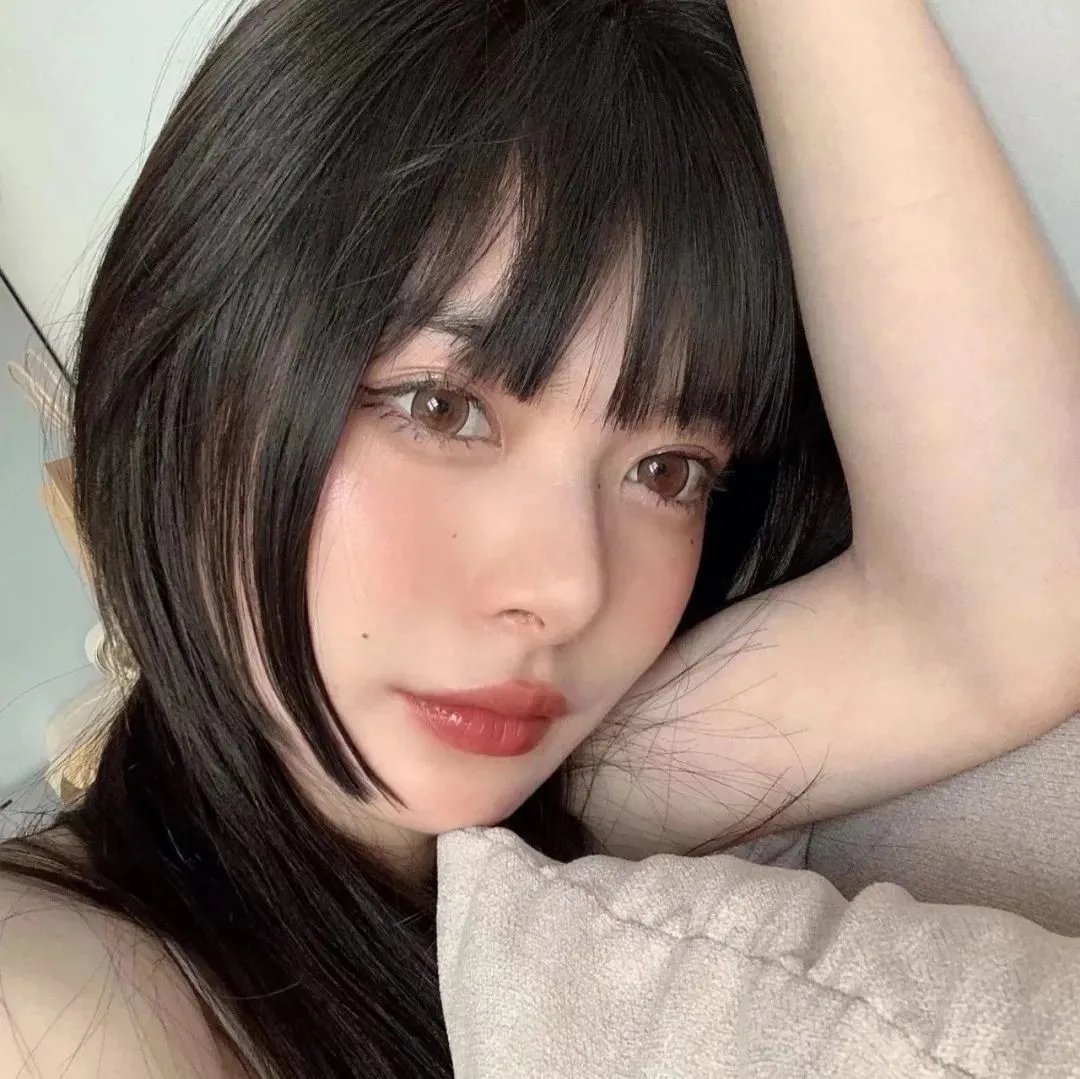 小美人鱼2023海报